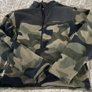 Columbia Green, Gray and Black Camouflage Jacket